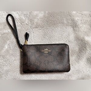 COACH Double Zipper Wristlet